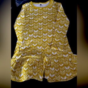 Yellow dress with white chevrons Tea Collection 7